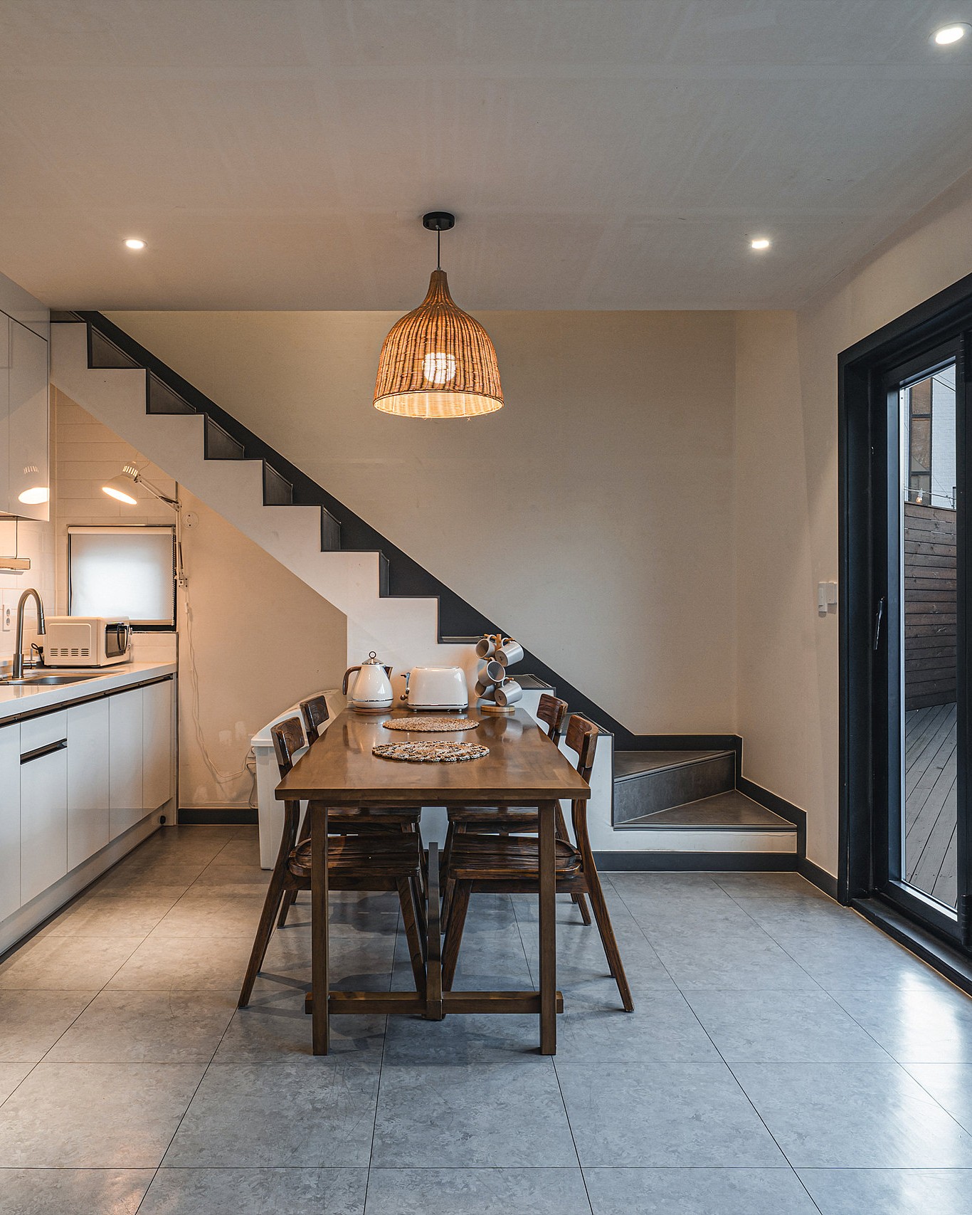 The Nest — Village 객실 외관